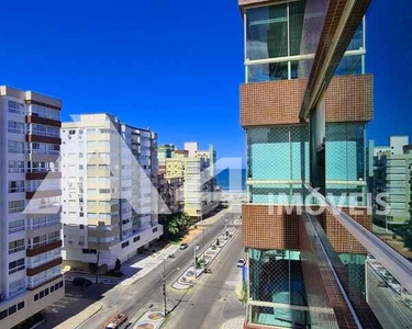 Sacada de Frente para Avenida , junto ao mar e praça !