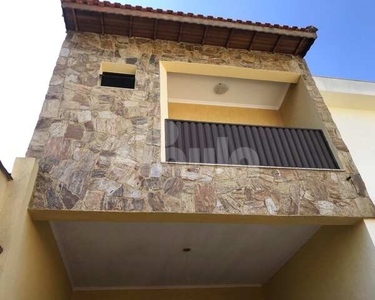 Sobrado 164 m², 3 Dormitórios Suites, 4 Vagas na Vila Floresta, Santo André