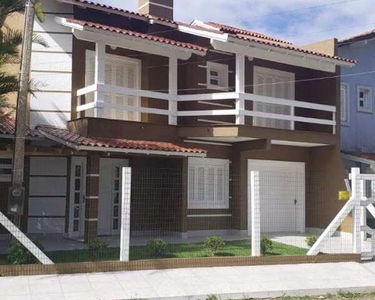 Sobrado com 3 dormitórios à venda, 139 m² por R$ 550.000,00 - Centro - Imbé/RS