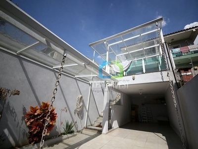 Sobrado de 200m² com 3 dormitórios e 3 vagas, à venda, Vila Inglesa, São Paulo, SP