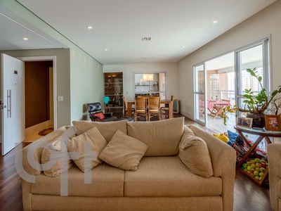 Apartamento à venda em Santana com 200 m², 3 quartos, 3 suítes, 3 vagas