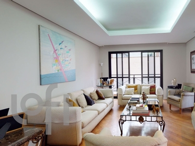 Apartamento à venda em Vila Andrade com 200 m², 4 quartos, 3 suítes, 4 vagas