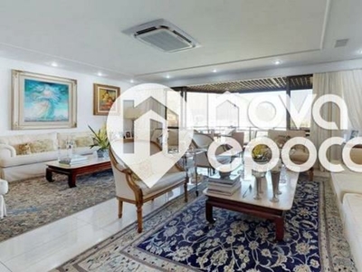 Apartamento à venda por R$ 8.999.999