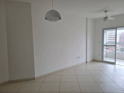 Apartamento com 2 Quartos e 2 banheiros para Alugar, 68 m² por R$ 2.400/Mês
