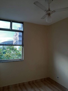 Apartamento com 3 Quartos e 1 banheiro para Alugar, 60 m² por R$ 1.450/Mês