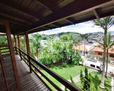 Casa à venda, 4 dormitórios, em Forquilinhas, SÃO JOSÉ - SC