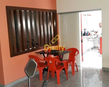 CASA COM PONTO COMERCIAL NO BAIRRO NOVA CIDADE