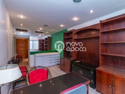 Comercial à venda por R$ 794.000