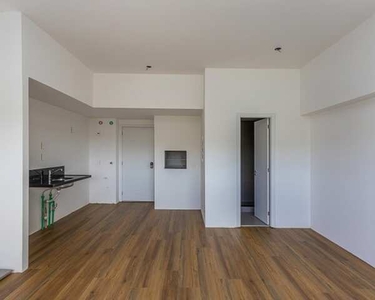 Loft fantástico de 38 m2 com churrasq., banheiro, piso instalado, 1 vaga. Infra completa d
