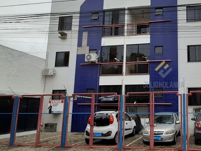 Apartamento em Parque Turf Club, Campos dos Goytacazes/RJ de 70m² 2 quartos à venda por R$ 159.000,00