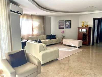 Apartamento em Setor Central, Rio Verde/GO de 234m² 4 quartos à venda por R$ 1.099.000,00