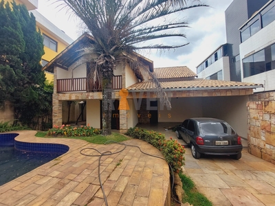 Casa em Barreiro, Belo Horizonte/MG de 356m² 3 quartos para locação R$ 7.800,00/mes