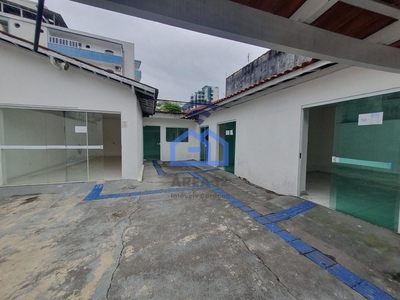 Casa em Centro, Caraguatatuba/SP de 300m² 1 quartos para locação R$ 6.000,00/mes