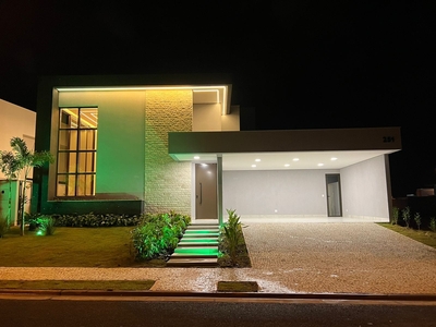 Casa em Nova Uberlândia, Uberlândia/MG de 266m² 4 quartos à venda por R$ 2.698.000,00