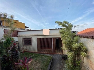 Casa em Vale do Jatobá (Barreiro), Belo Horizonte/MG de 10m² 3 quartos à venda por R$ 349.000,00