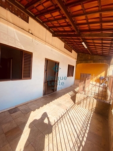 Casa em Vila Nova Vista, Sabará/MG de 340m² 5 quartos à venda por R$ 597.000,00