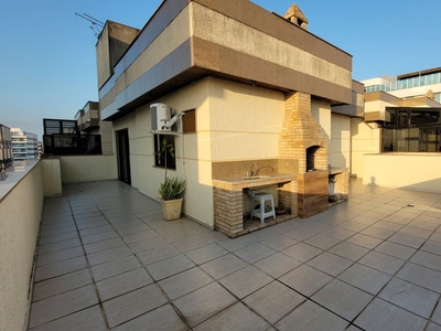 Penthouse em Braga, Cabo Frio/RJ de 226m² 4 quartos à venda por R$ 889.000,00