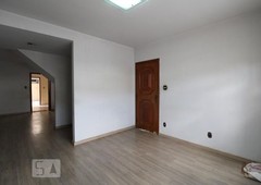 Casa para alugar com 3 dorms, 153m²