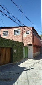 ALUGO CASA 1