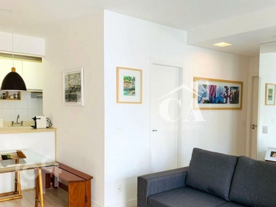Apartamento à venda em Vila Romana com 77 m², 3 quartos, 1 suíte, 2 vagas
