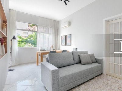 Apartamento com 2 dormitórios para alugar, 77 m² por R$ 14.376,25/mês - Flamengo - Rio de