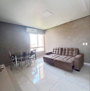 Apartamento com 3 Quartos e 2 banheiros à Venda, 59 m² por R$ 260.000