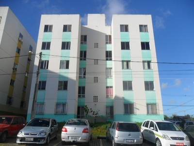 Apartamento para aluguel tem 43 metros quadrados com 2 quartos em Caji - Lauro de Freitas