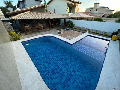 Casa com 4/4 + Piscina e Espaço Gourmet - Terreno de 420 m² - Stella Maris