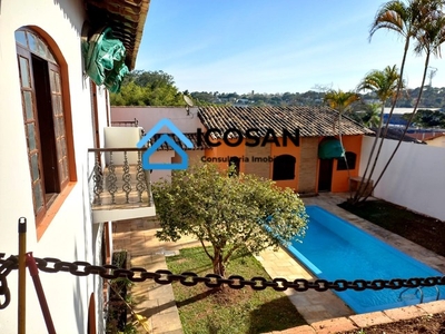 Casa de condomínio 560 m² - 3 Quartos - 1 Suíte - 4 Vagas - Granja Viana - Cotia - SP