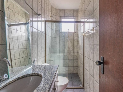 Cobertura com 2 Quartos e 3 banheiros para Alugar, 136 m² por R$ 2.000/Mês