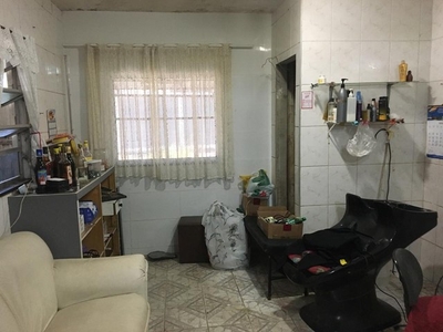 Ótimas casas em terreno, localizada no bairro da Pavuna!!