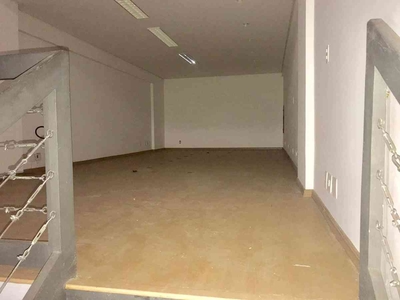 Andar para alugar no bairro Estoril, 195m²