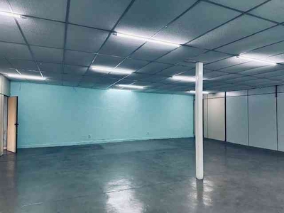 Andar para alugar no bairro Glória, 150m²