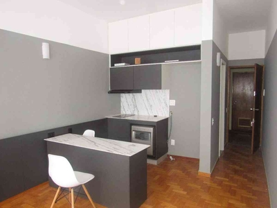 Apartamento com 1 quarto para alugar no bairro Santo Agostinho, 21m²