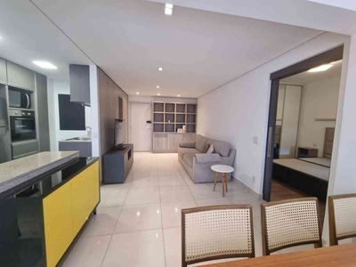 Apartamento com 1 quarto para alugar no bairro Vila da Serra, 56m²