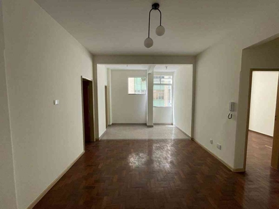 Apartamento com 2 quartos à venda no bairro Barro Preto, 80m²