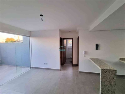 Apartamento com 2 quartos à venda no bairro Candelária, 75m²