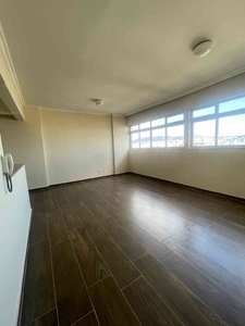 Apartamento com 2 quartos à venda no bairro Carlos Prates, 107m²