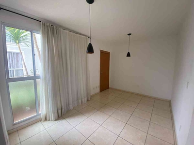 Apartamento com 2 quartos à venda no bairro Chácaras Reunidas Santa Terezinha, 42m²