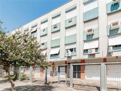 Apartamento com 2 quartos à venda no bairro Menino Deus, 68m²