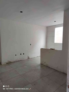 Apartamento com 2 quartos à venda no bairro Petropolis, 53m²