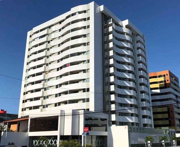 Apartamento com 2 quartos à venda no bairro Ponta Verde, 1800m²