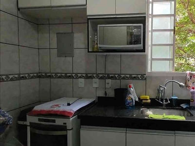 Apartamento com 2 quartos à venda no bairro Solar do Barreiro, 45m²