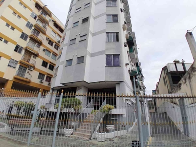 Apartamento com 2 quartos para alugar no bairro Campo Grande, 60m²