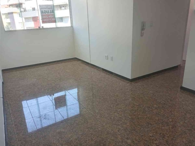 Apartamento com 2 quartos para alugar no bairro Fernão Dias, 65m²