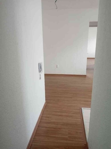 Apartamento com 2 quartos para alugar no bairro Jardim Guanabara, 50m²