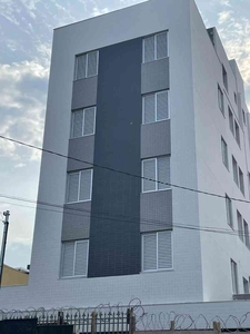 Apartamento com 3 quartos à venda no bairro Ana Lúcia, 80m²