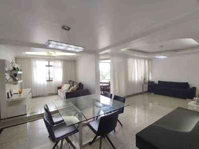 Apartamento com 3 quartos à venda no bairro Barreiro, 135m²