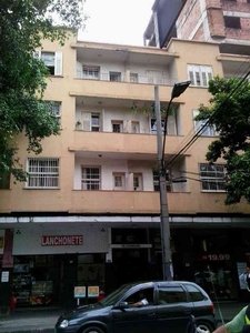 Apartamento com 3 quartos à venda no bairro Barro Preto, 90m²