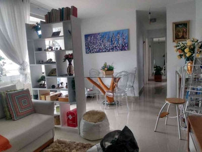 Apartamento com 3 quartos à venda no bairro Barroca, 75m²